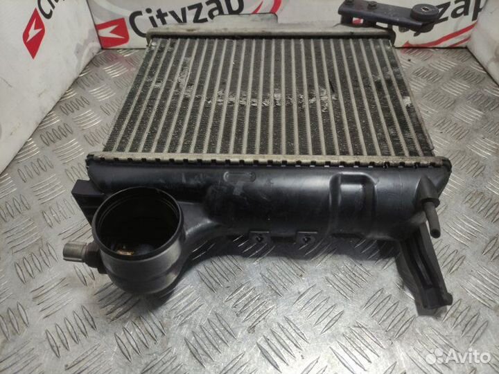 Интеркулер Toyota Grand Hiace KCH16 1KZ-TE 2001