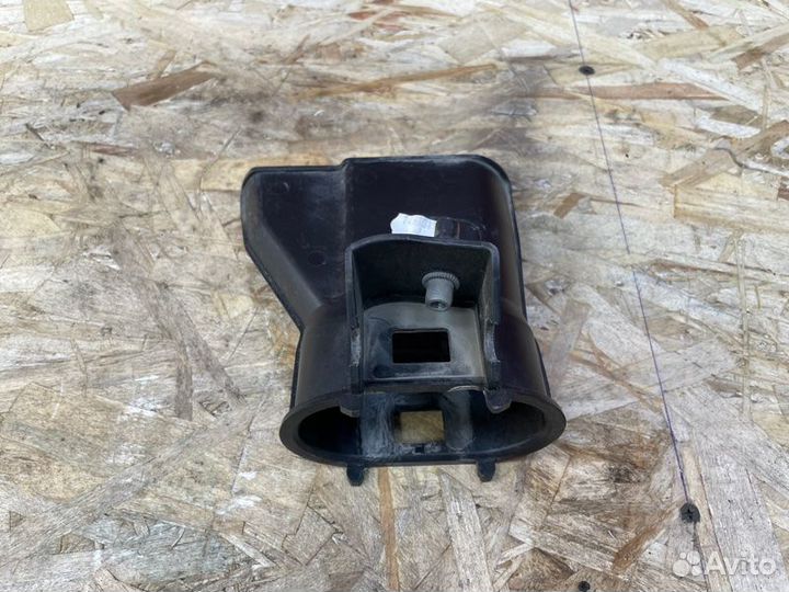 Патрубок воздушного фильтра Renault Logan