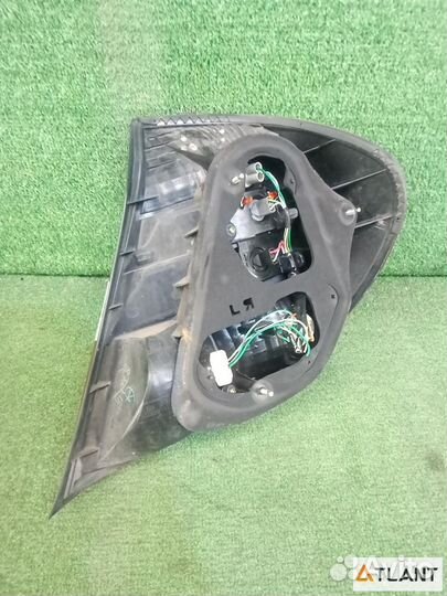 Фонарь задний левый toyota camry