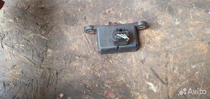 Датчик ускорения Opel Insignia 2008-2017