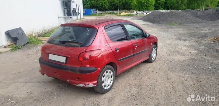 Разбор Peugeot 206