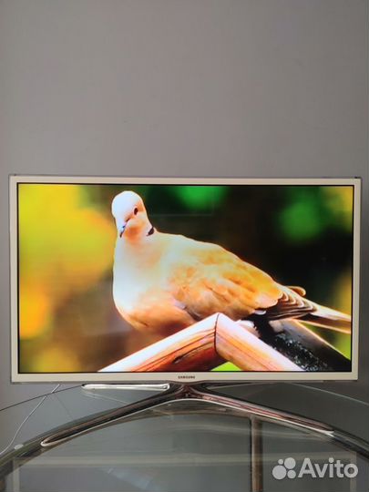 Телевизор Samsung 120hz 32' 3D SMART