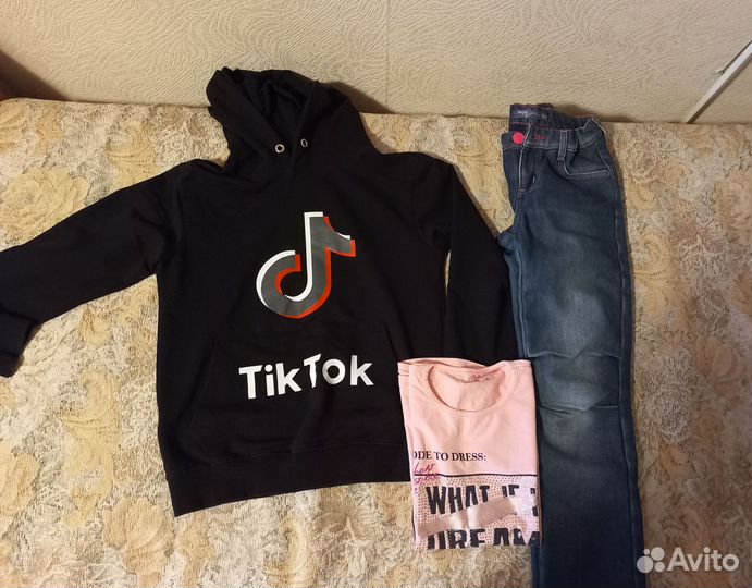 Вещи на девочку 8-9лет