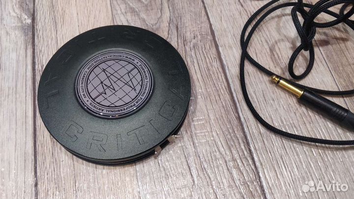 Педаль и блок питания Critical для тату