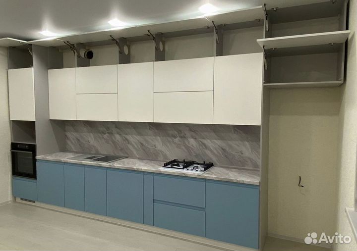 Прямой кухонный гарнитур современный