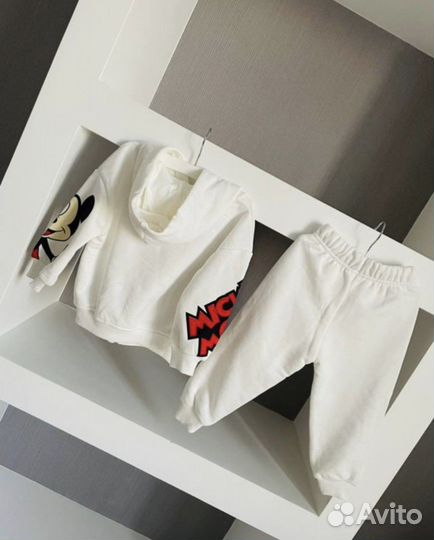 Костюм детский Zara