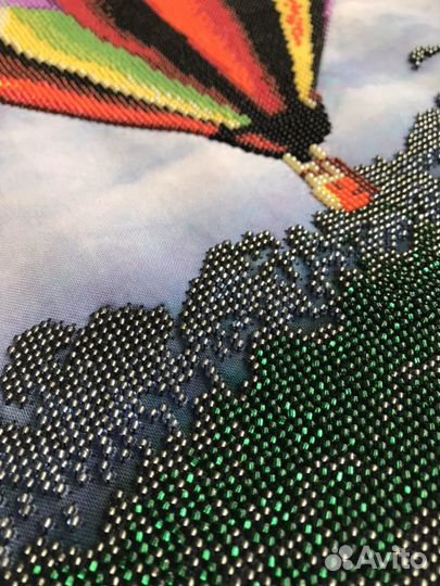 Картина вышитая бисером