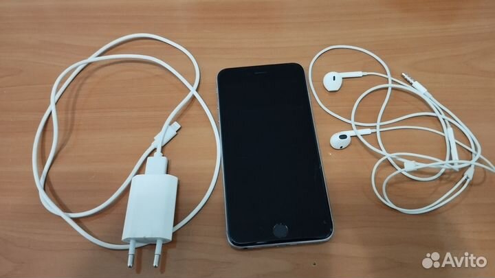 Телефон iPhone 6 plus