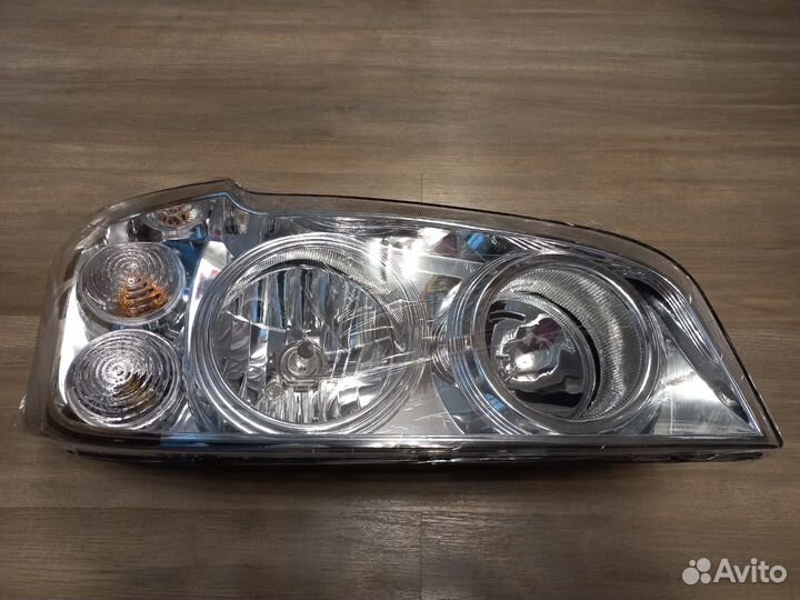 Передние блок-фары автобуса yutong-6122H9