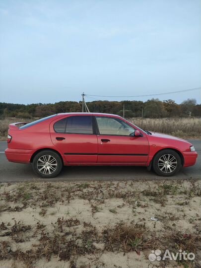 Nissan Primera 1.6 МТ, 1997, 298 000 км