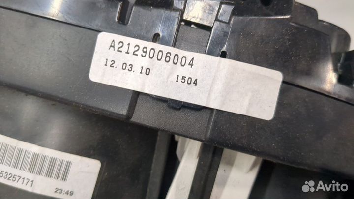 Щиток приборов Mercedes E W212, 2010