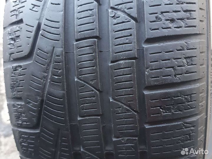 Pirelli Winter Sottozero 225/40 R18 92V