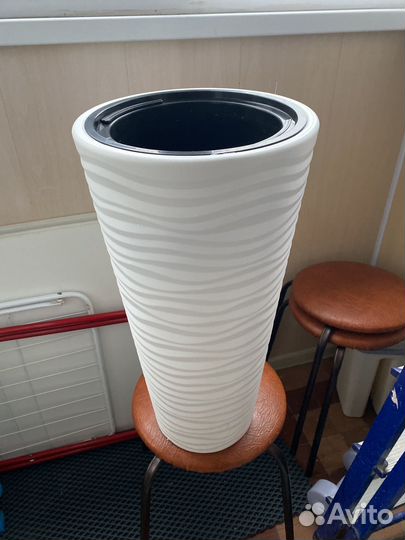 Кашпо напольное