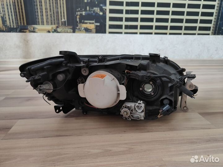 Фара левая legacy bl5 ксенон