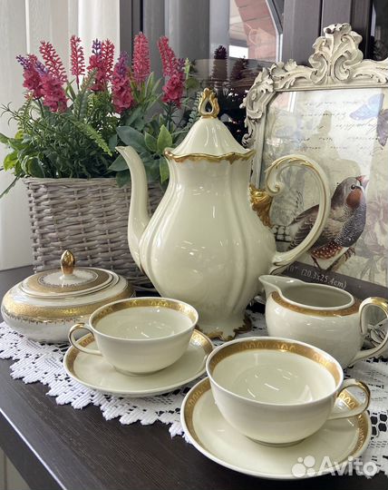 Чайные пары и молочник Johann Haviland