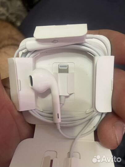 Наушники earpods