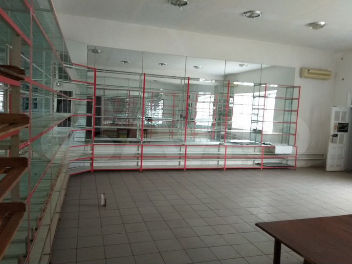 Дом 280 м² на участке 3 сот.