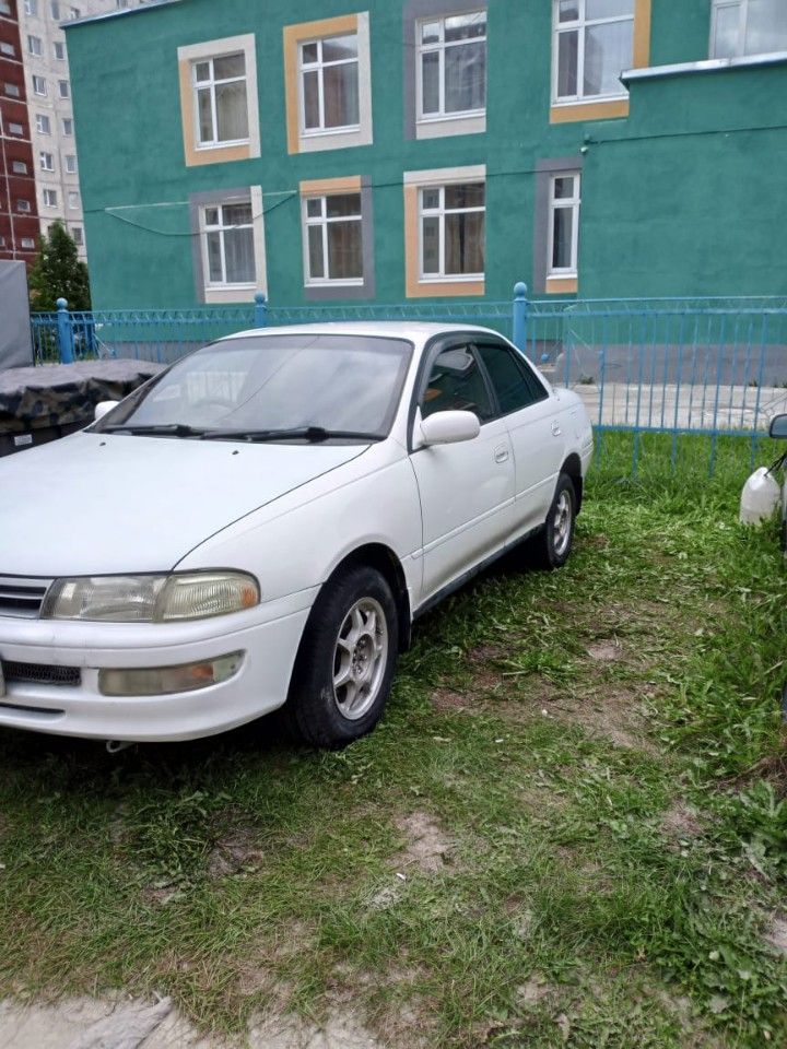 Toyota Carina: фото владельца