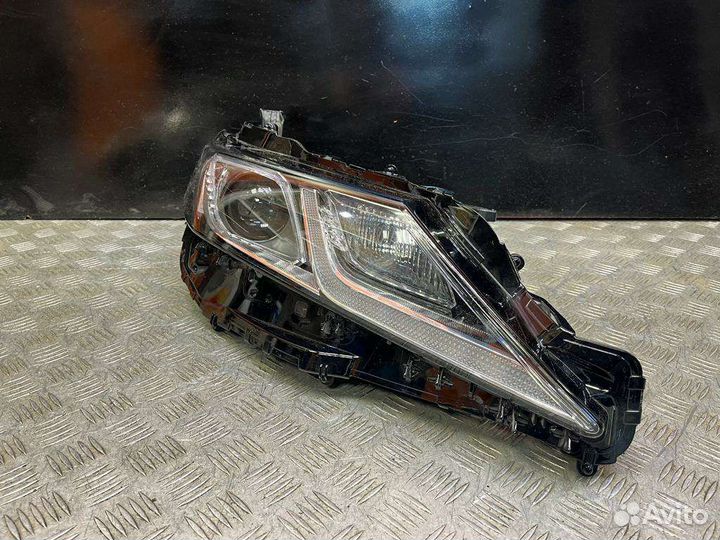 Фара правая Toyota camry xv70