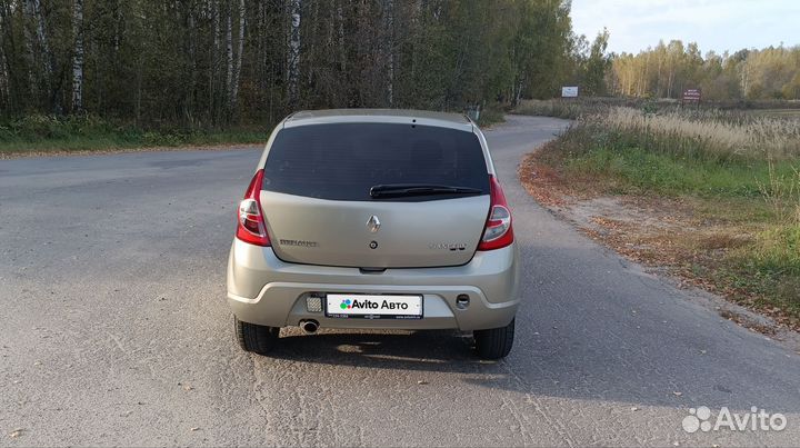 Renault Sandero 1.4 МТ, 2014, 275 277 км