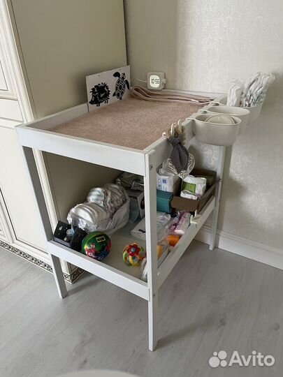 Пеленальный столик IKEA с боксами