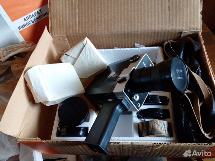 Аппарат киносъемочный кварц 1х8с-2 новый кинокамер