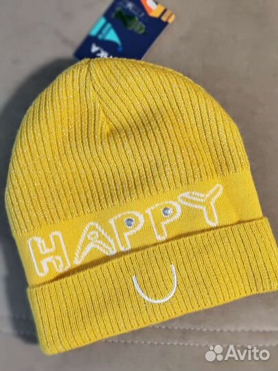 Шапка для девочки новая