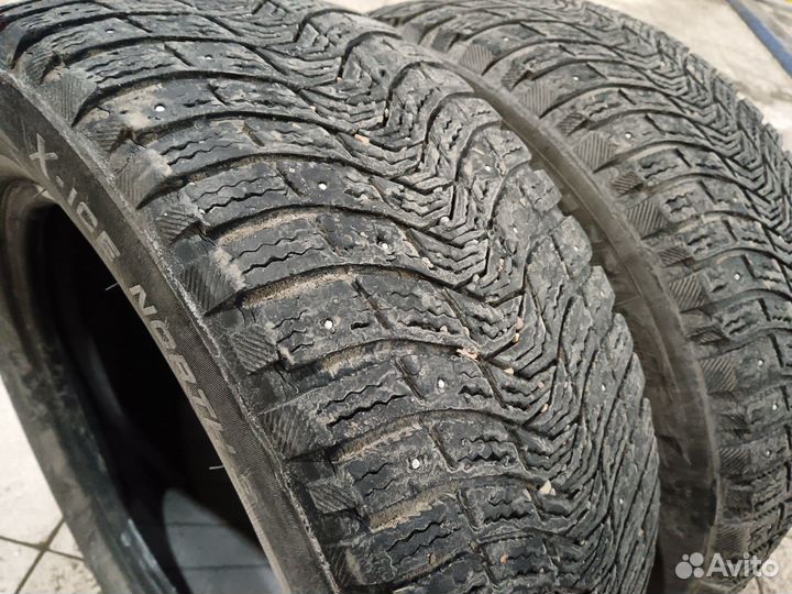 Michelin X-Ice North 3 215/55 R16