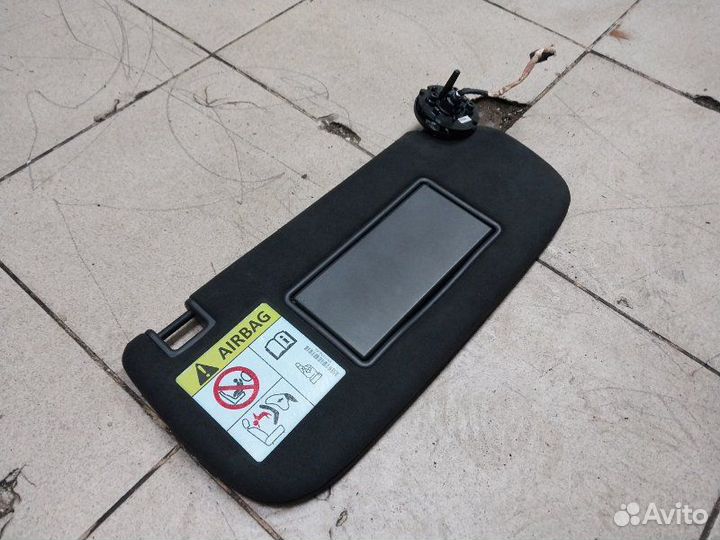 Козырек солнцезащитный передний левый Jeep Grand