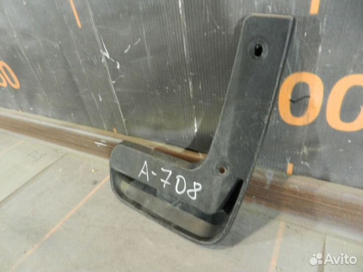 Брызговик задний левый - Hyundai Solaris