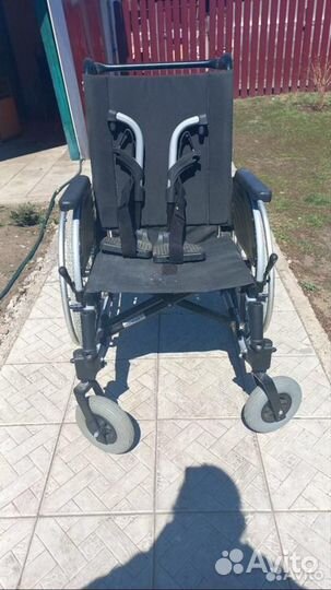 Инвалидная коляска новая