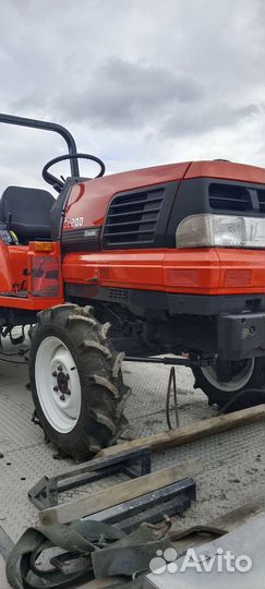 Мини-трактор Kubota GL200, 2016