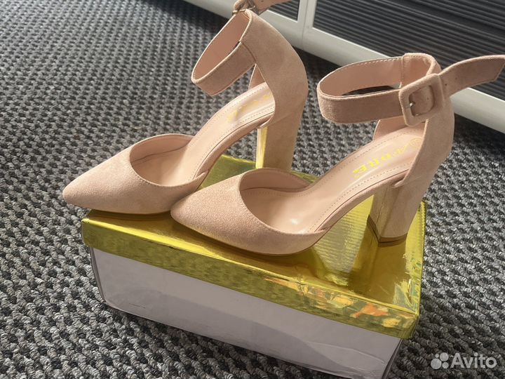 Туфли лодочки