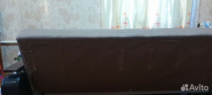 Продается диван-книжка в хорошем состоянии