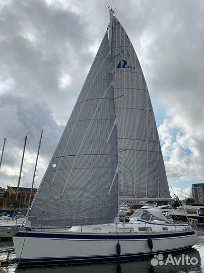 Парусная яхта Hallberg-Rassy 372 (2010)