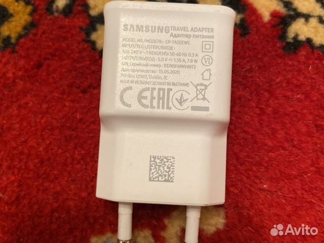 Зарядное устройство для телефона