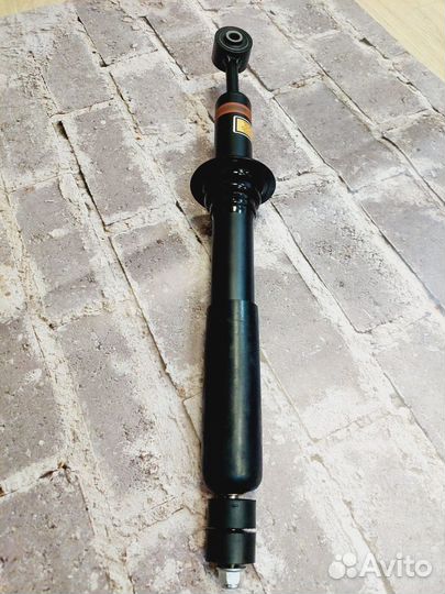 Амортизатор передний Toyota prado 120 4851069415