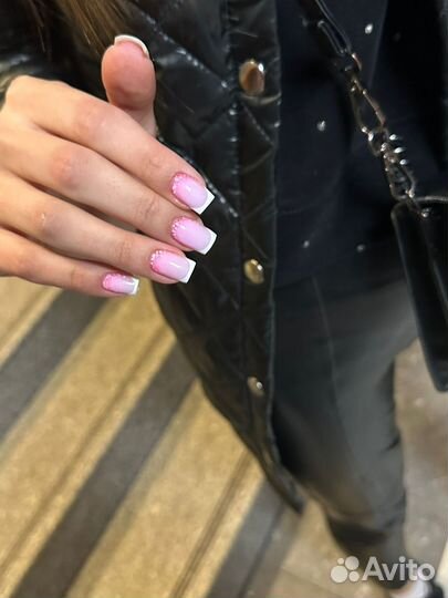 Маникюр /педикюр