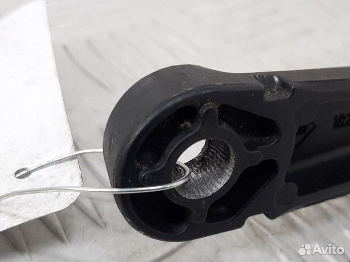 Щеткодержатель (поводок стеклоочистителя, дворник)