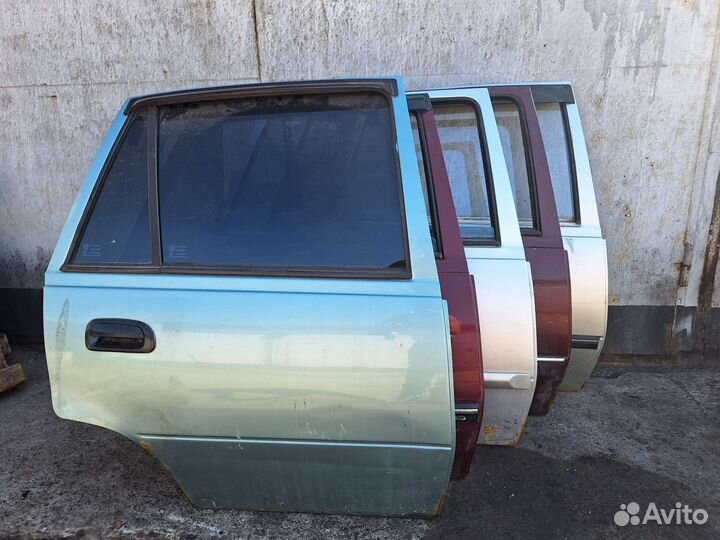 Задняя правая дверь Daewoo Nexia