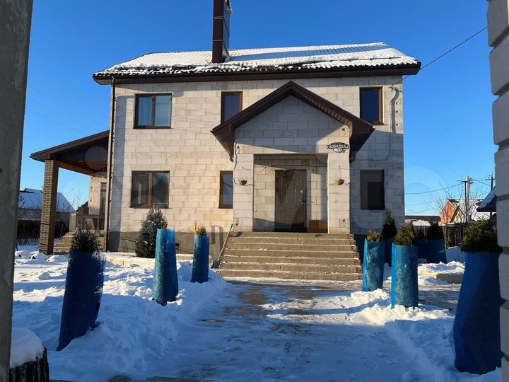 Коттедж 340 м² на участке 13 сот.