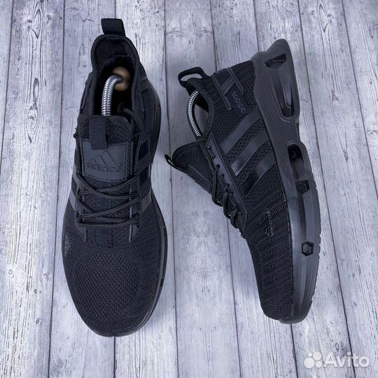 Кроссовки Adidas cloudfoam