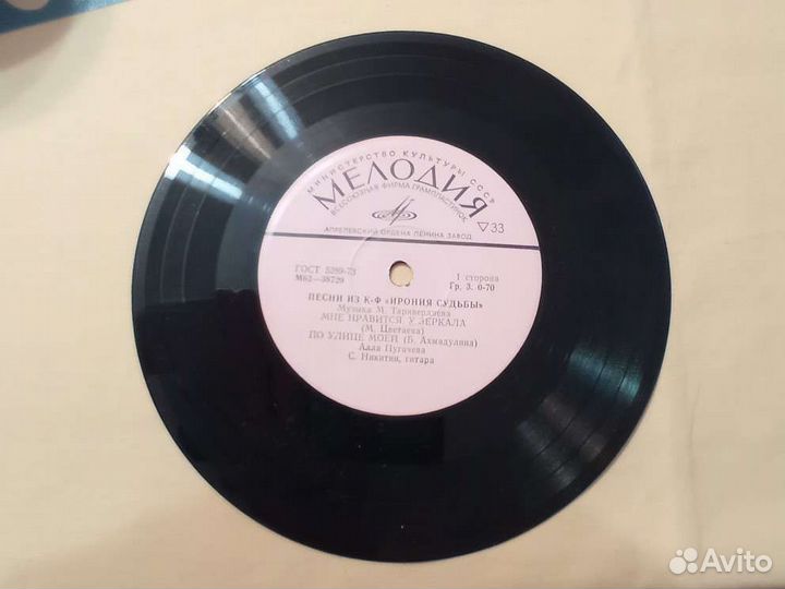 Спектакли, песни и детские сказки