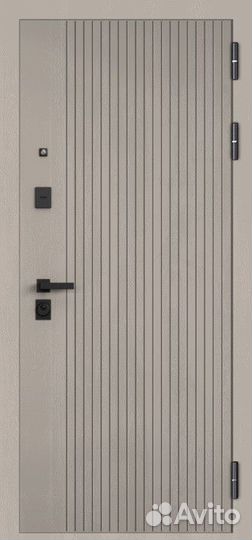 Дверь входная в квартиру