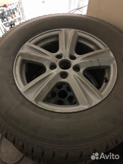 Yokohama Ice Guard IG50 235/70 R16
