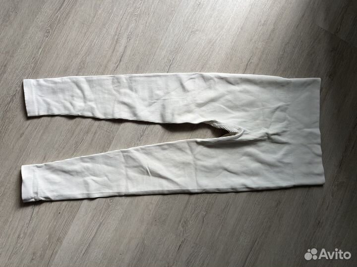 Лосины в рубчик белые м