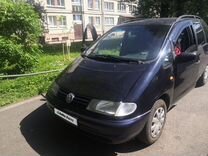 Volkswagen Sharan 2.0 MT, 1997, 343 000 км, с пробегом, цена 290 000 руб.