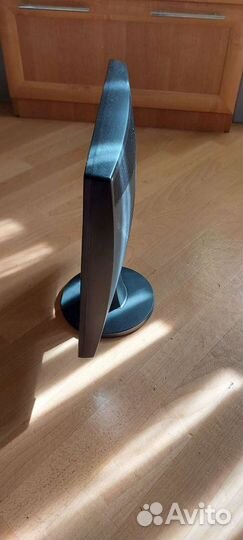 Монитор Samsung SyncMaster 943N