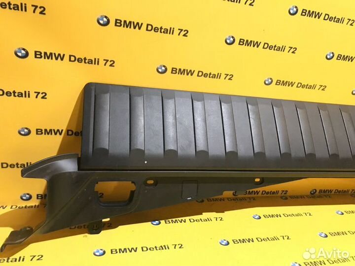 Обшивка багажника задняя Bmw X5 E53 M54B30 2004