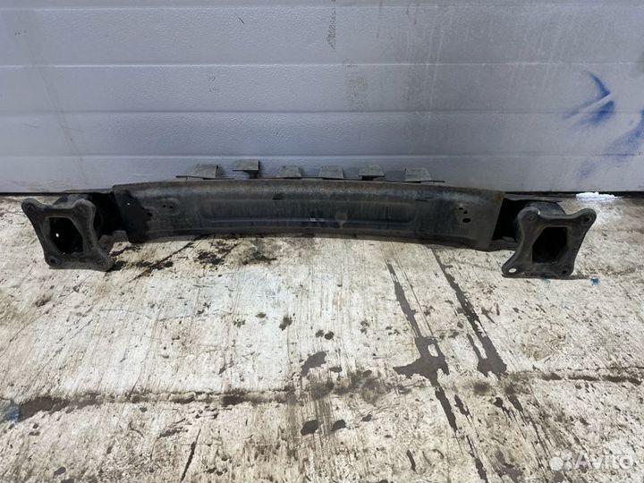 Усилитель бампера передний Лада Веста Кросс 2181